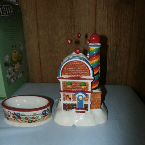 VTG Dept 56 M&M's Chocolate Candy Factory Lighted House w/Dish **New w/ Box - Picture 11 of 15
